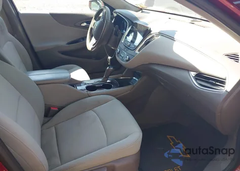 2018 Chevrolet Malibu Lt z USA, uszkodzony, nr VIN 1G1ZD5ST3JF114517